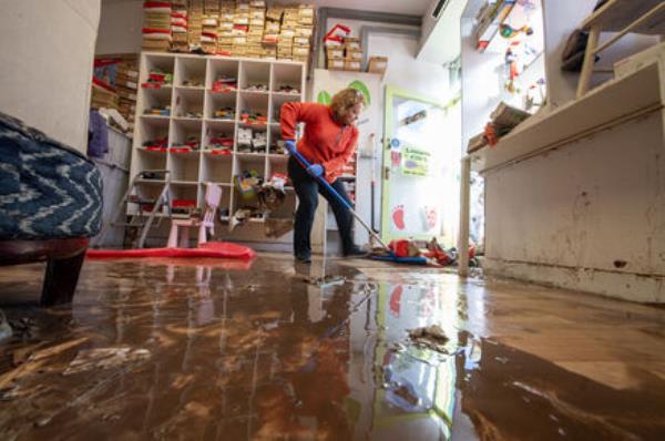  Eleanor Dunlea cleaning up at Lollipop Kids on Main Street, Midleton, Cork. Picture: Dan Linehan